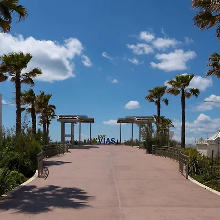 Vias-plage - Large T1 100m From The Apartment